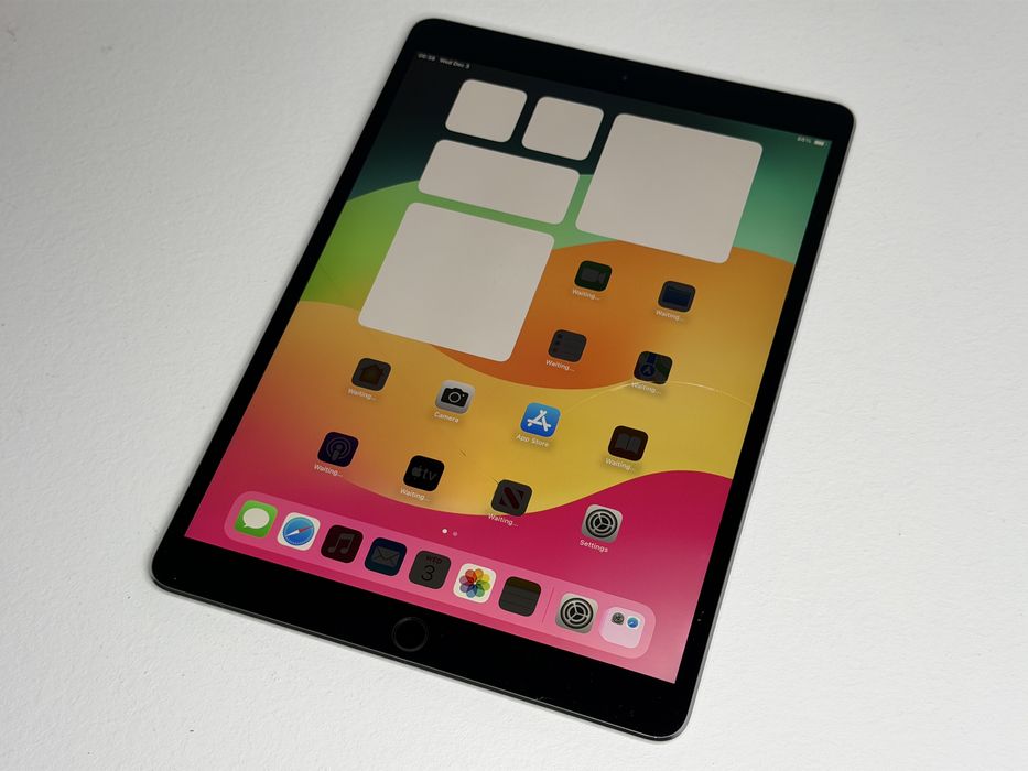 iPad Pro 10.5 (A1709) - 256GB - Cellular - pęknięty - faktura VAT 23%