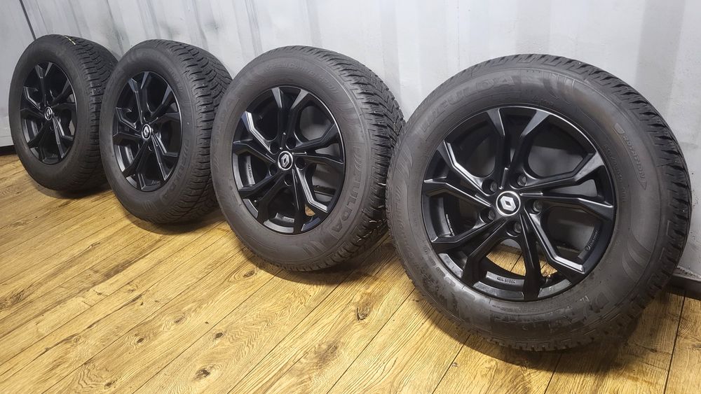 Felgi Renault 16" 5x114,3 z oponami 215/65 R16 jak nowe! CAPTUR 2