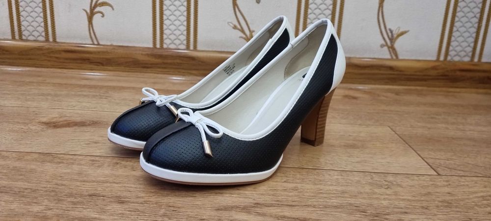 Жіночі туфлі, розмір 36