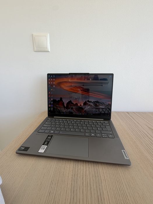 Portátil Lenovo Yoga Slim 7i 14 (Ultra 7-Windows 11 Home-16GB-512GB)