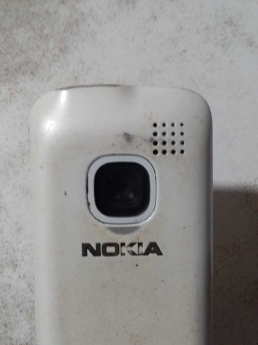 Мобильный телефон Nokia