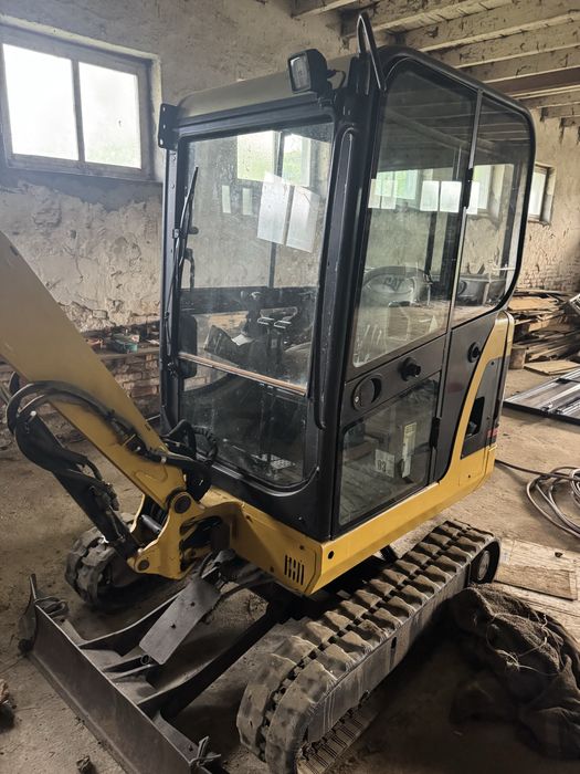 Koparka cat 301.8c