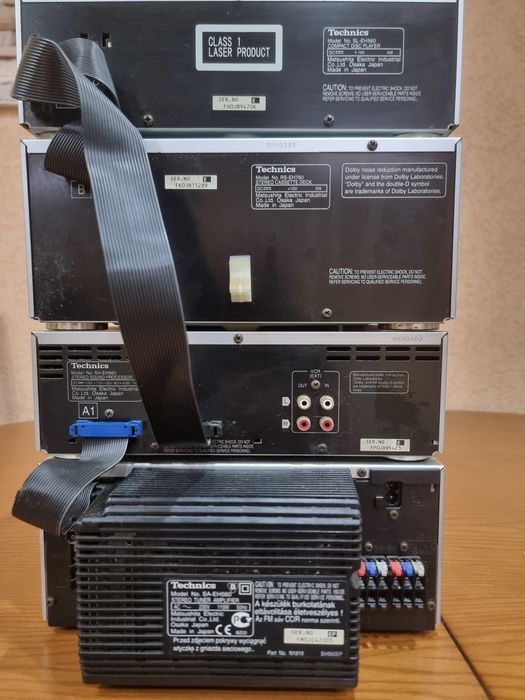 Музичний центр Технікс EH 560 с колонками