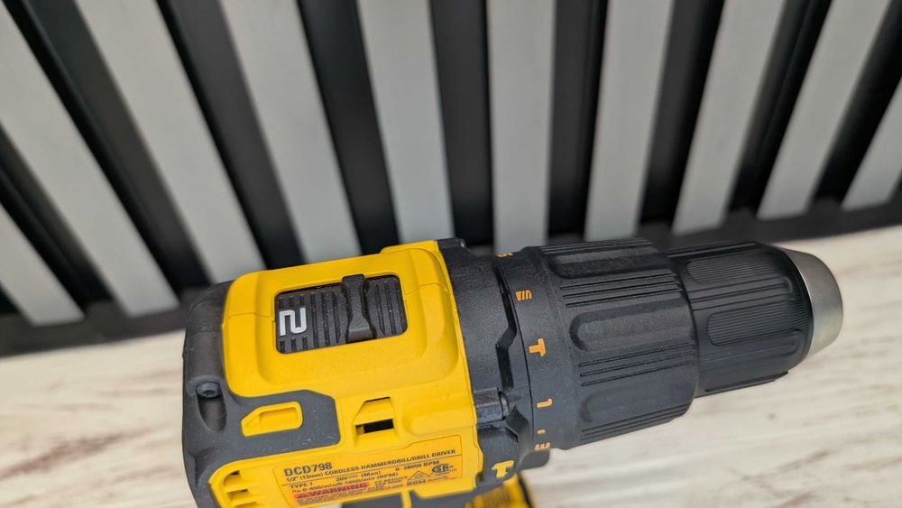 Безщіточний шуруповерт DeWalt DCD798 20v MADE IN MEXICO