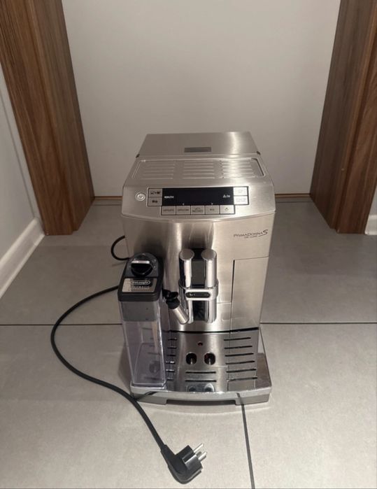 Ekspres ciśnieniowy DeLonghi Primadonna S de luxe