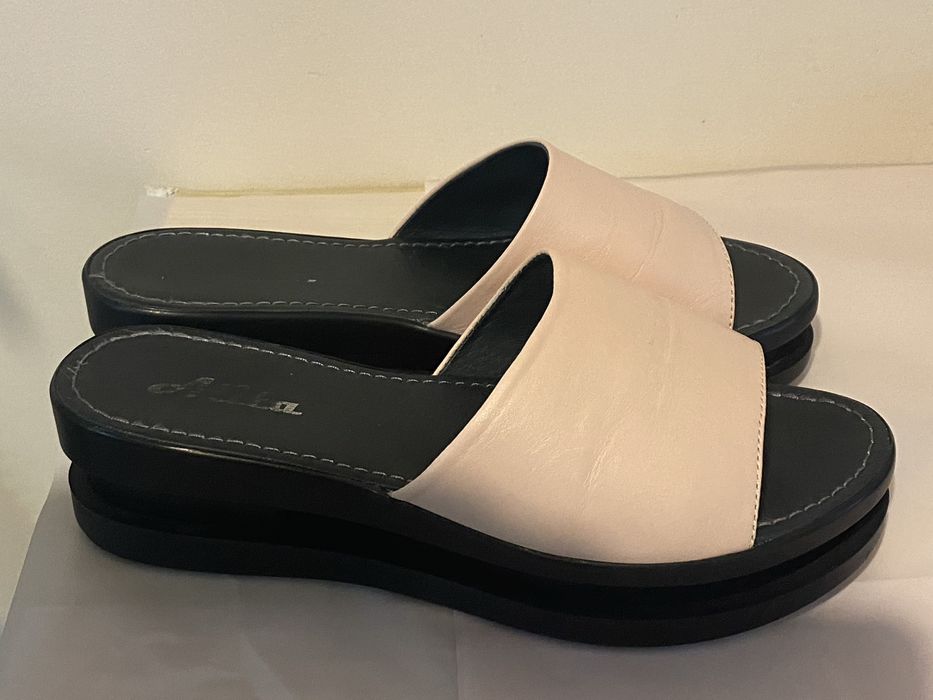 Босоніжки, шльопанці на танкетці, пудра, р. 38 (24,5см)