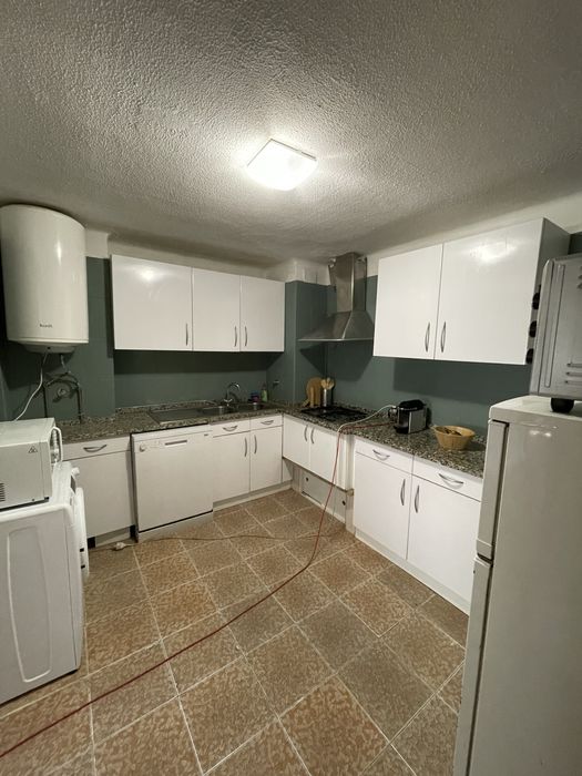 Room for Rent in Lisbon, Avenidas Novas - Short Term