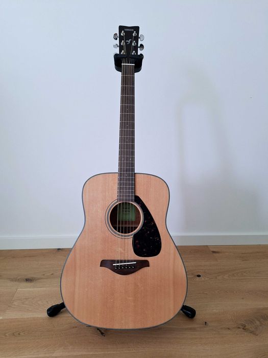 Guitarra Yamaha FG 800 M Natural - como nova