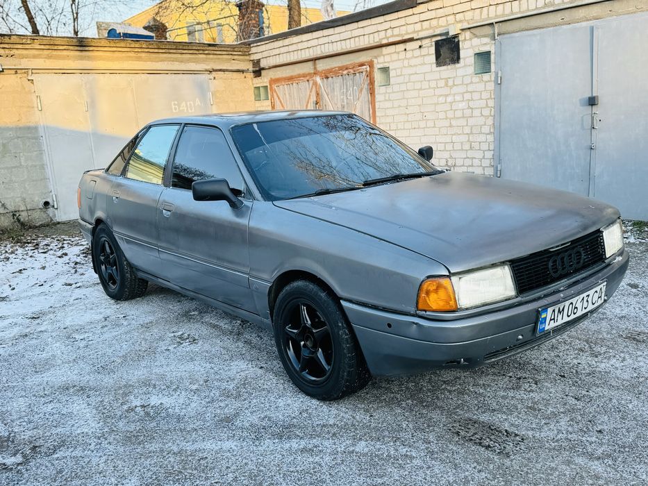 Продам Audi 80 Б3 1.8 Карбюратор Газ/Бензин