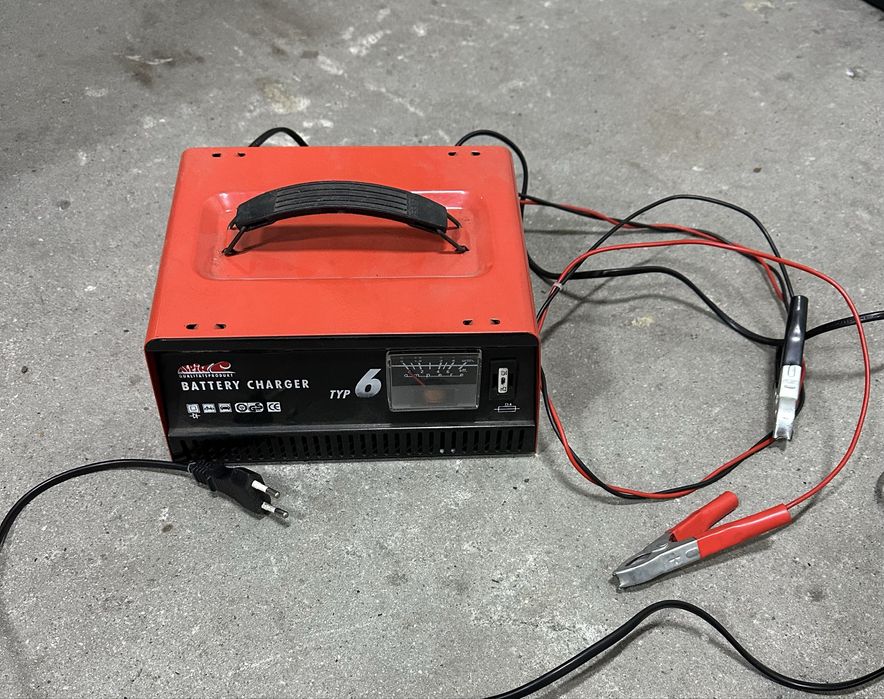 Prostownik 12v Alpin     Rezewacja