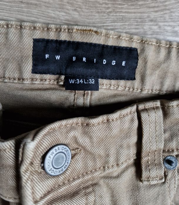 Spodnie * Jeansy * Jasne * 34/32
