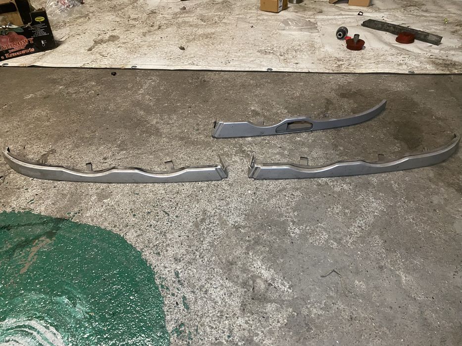 ślizgi lamp brewki listwy pod lampy BMW e46 sedan kombi coupe