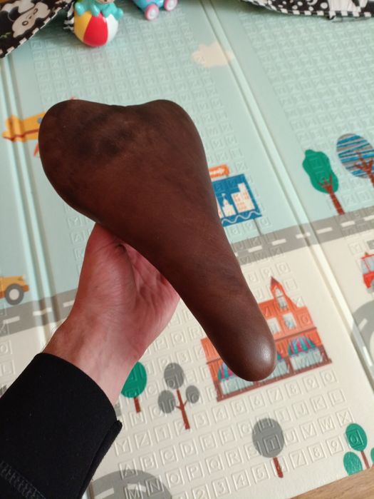 Сідло до велосипеду, натуральна шкіра