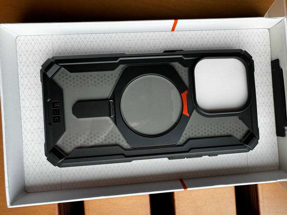 Чохол UAG PLASMA XTE Magsafe для iPhone 15 Pro