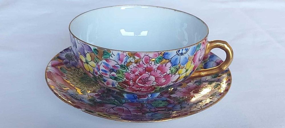 Serviço de chá em porcelana “Mil Flores” de Macau