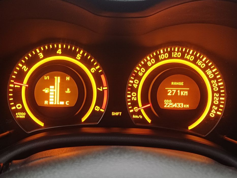 Toyota Corolla  Polski Salon Serwis