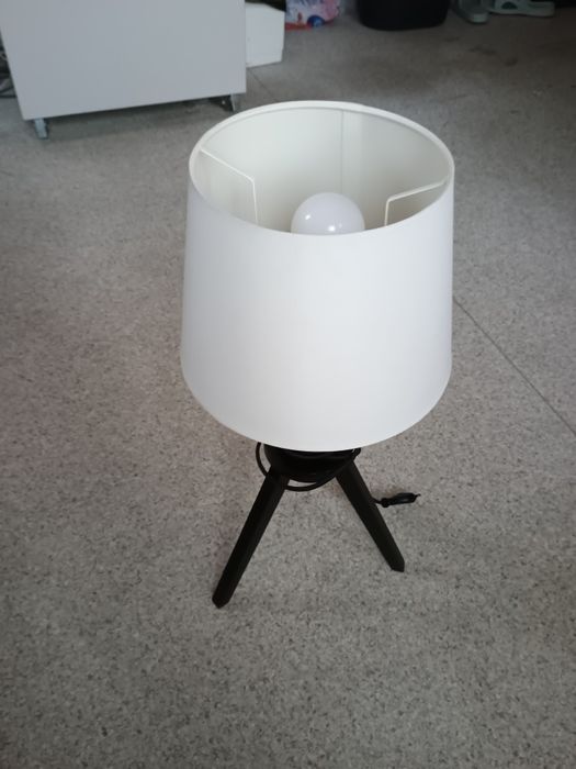 Lampa stołowa+lampy wiszące