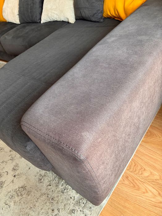 Sofá com Chaise Longue