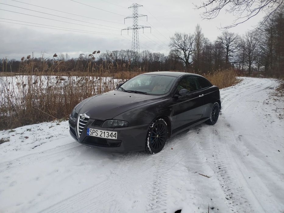 Alfa Romeo GT Alfa Romeo GT 1.9jtd BOSE kamera cofania