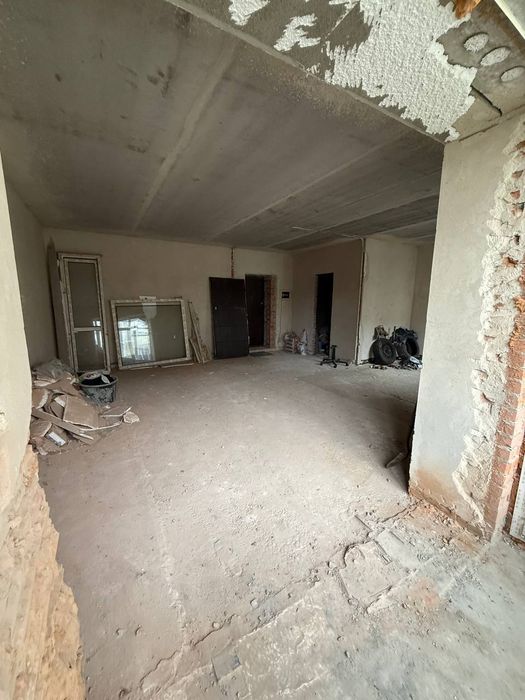 Продаж 1к  квартиры/студія 46м Буча Біля парку.Автономне опалення .Котел