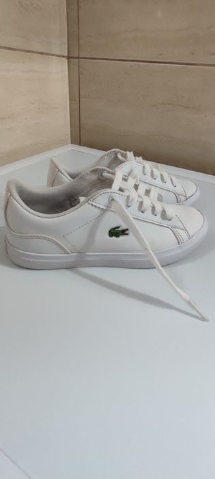 Buty białe Lacoste rozm. 29, dł. wkładki 19 cm.