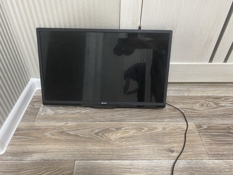 Телевізор NOMI LED-24U10