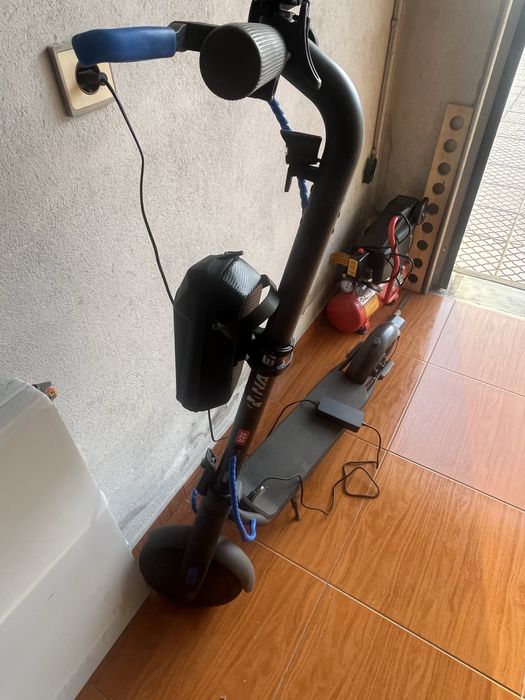 Trotrinete navee V25 com garantia