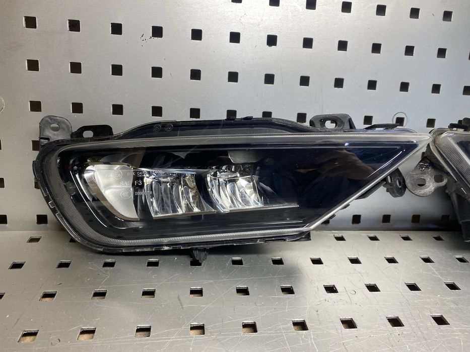 Фара протитуманна, ліва VOLVO S60 S90  V90  XC60 XC90 II