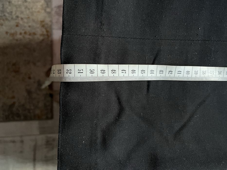 Śliczna mała czarna na podszewce