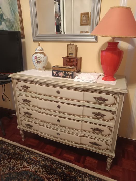 Quarto completo com cama de casal