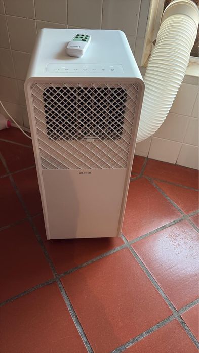 Ar Condicionado Portátil 12000 BTU Frio e Quente – Como Novo