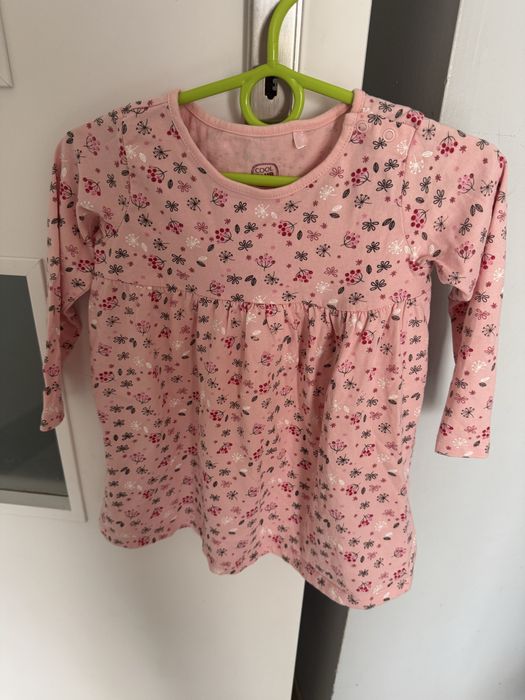 Sukieneczka w rozmiarze 86