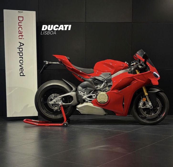 Ducati Panigale V4 S