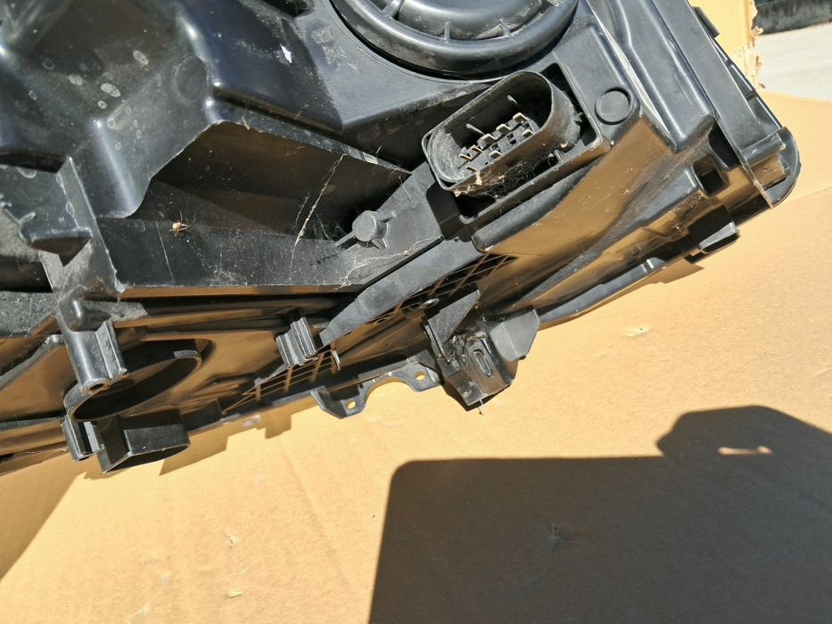 Farol esquerdo Mercedes classe A (W176)