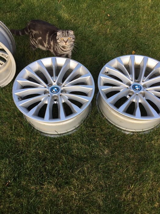 Диски 8jx18h2is30 r18 ет 30 bmw оригінал