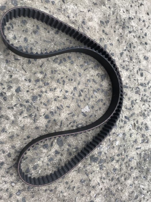 продам весь комплект помпу та ремень  ГРМ