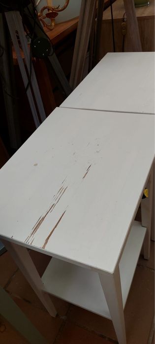 Conjunto de mesinhas de cabeceira