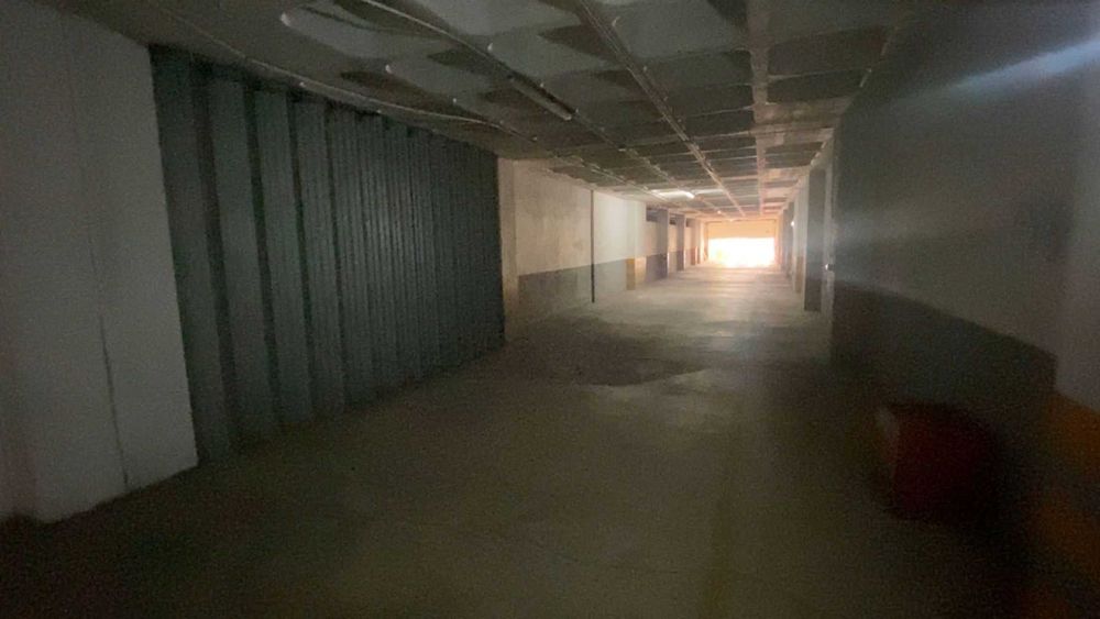 Aluga-se Garagem Fechada na Praia da Rocha