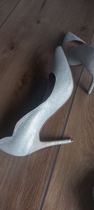 Srebrne szpilki rozm. 38