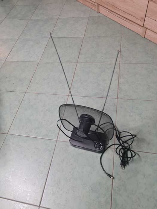 Antena z płynną zmianą mocy