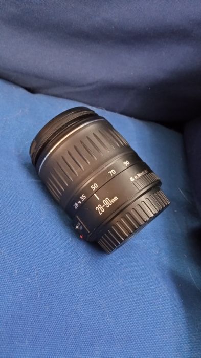 Aparat Canon EOS 3000V