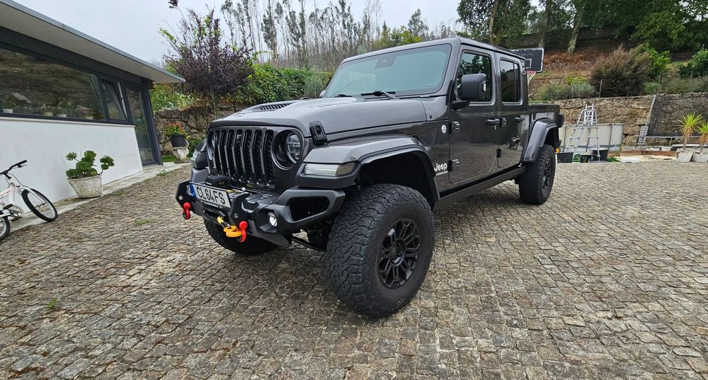 Jeep Gladiator 3.0 CRD Overland AT8