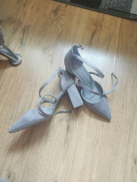 Buty damskie szare