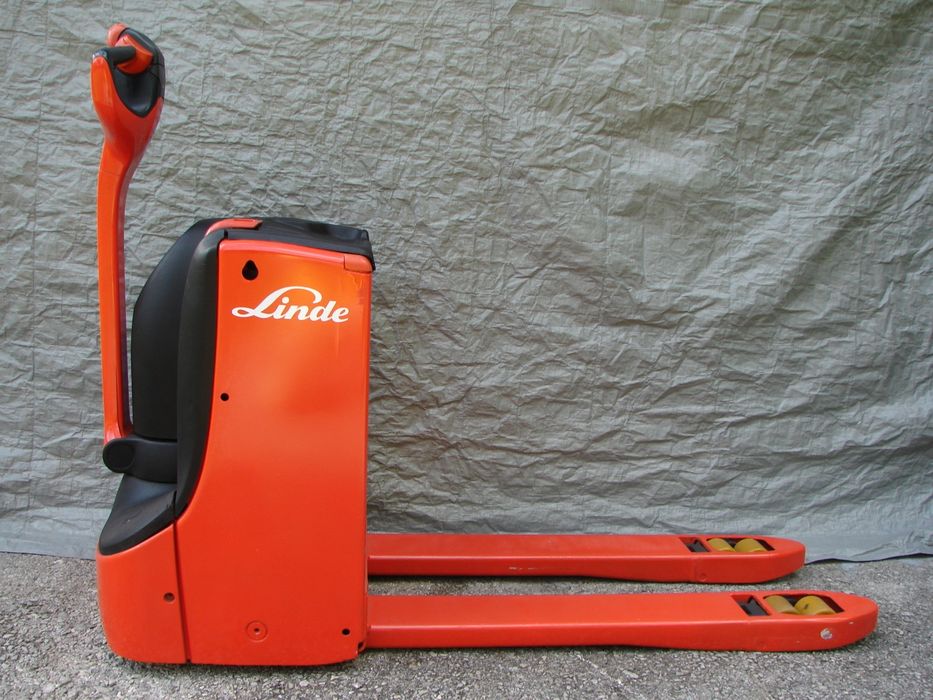 Paleciak elektryczny Linde T16 widły 100/115cm