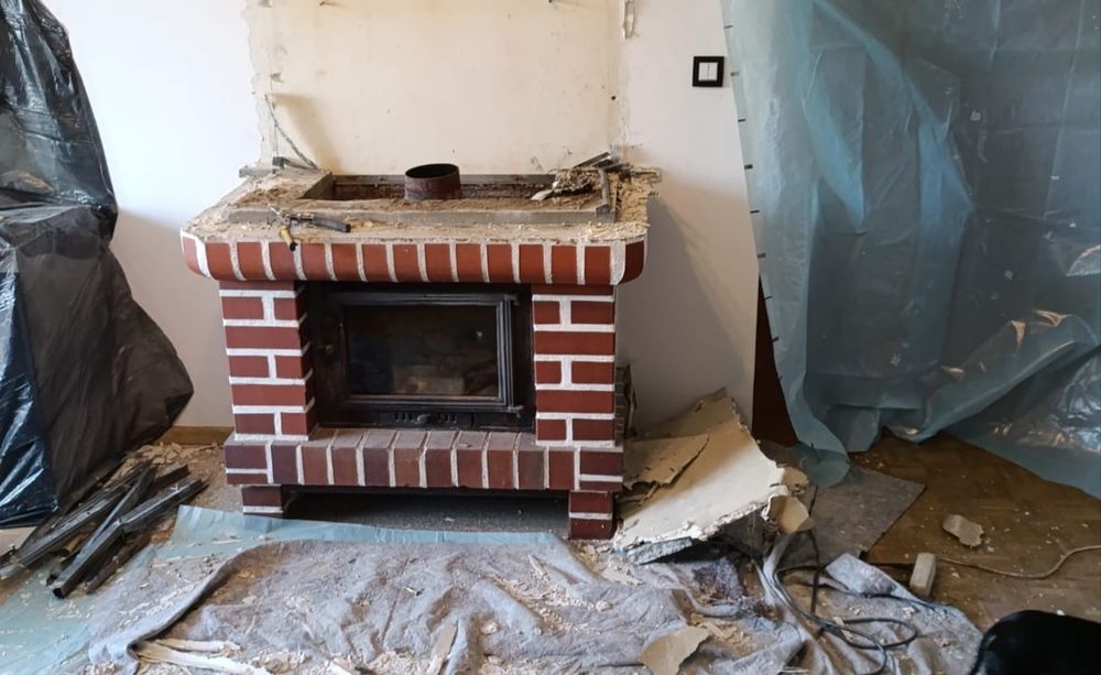 Obudowa kominka z cegły