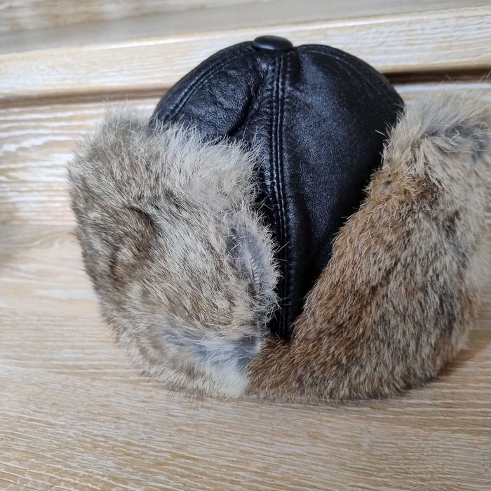 czapka uszatka/ pilotka damska obszyta królikiem r. S