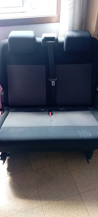 Bancos traseiros  Toyota pro Ace 2019