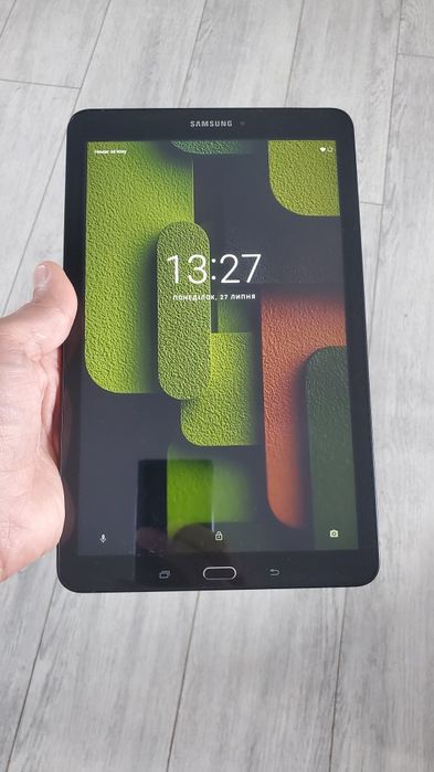 Samsung Tab T 560  wifi версія.