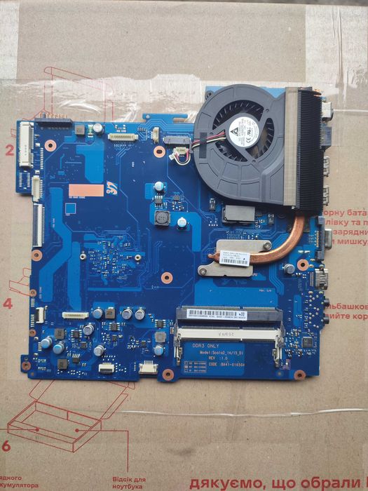 Материнська плата Samsung RV513