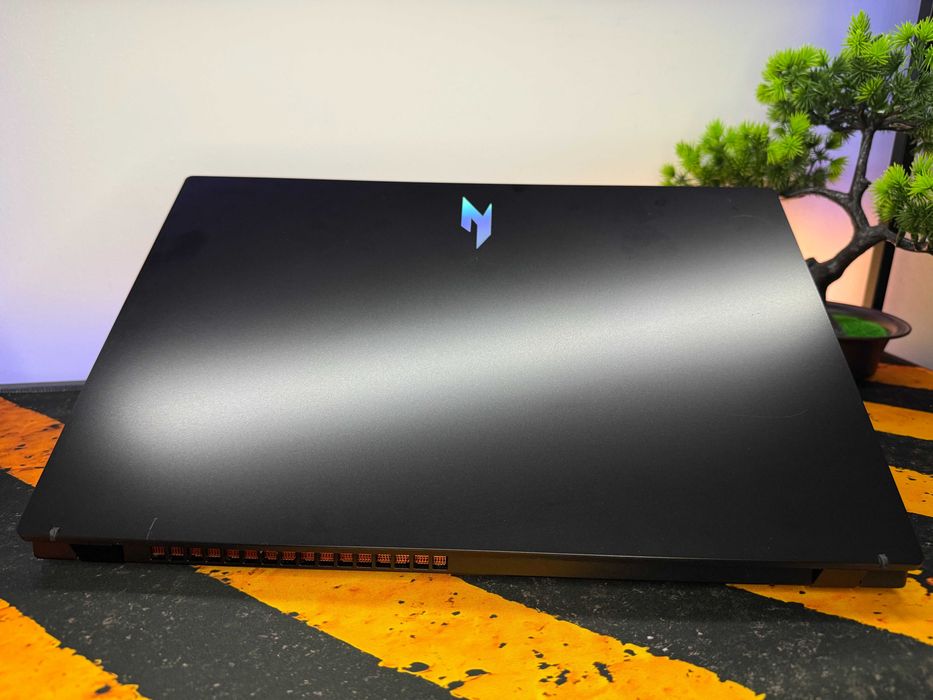 Acer Nitro V15, rtx4060, ryzen 7-7735hs, 16gb, 512gb, 165hz